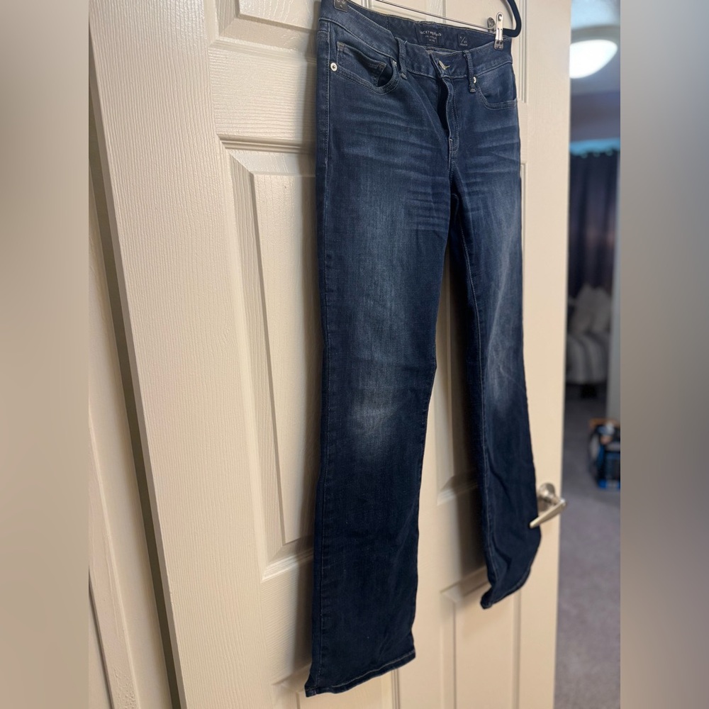 Lucky Brand Sweet Boot Cut Jeans Mid-Rise - Picture 6 of 15